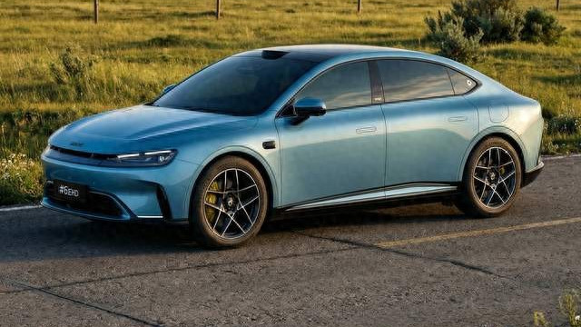 奢雅质感一脉相承，全新smart精灵6号彰显细腻品味