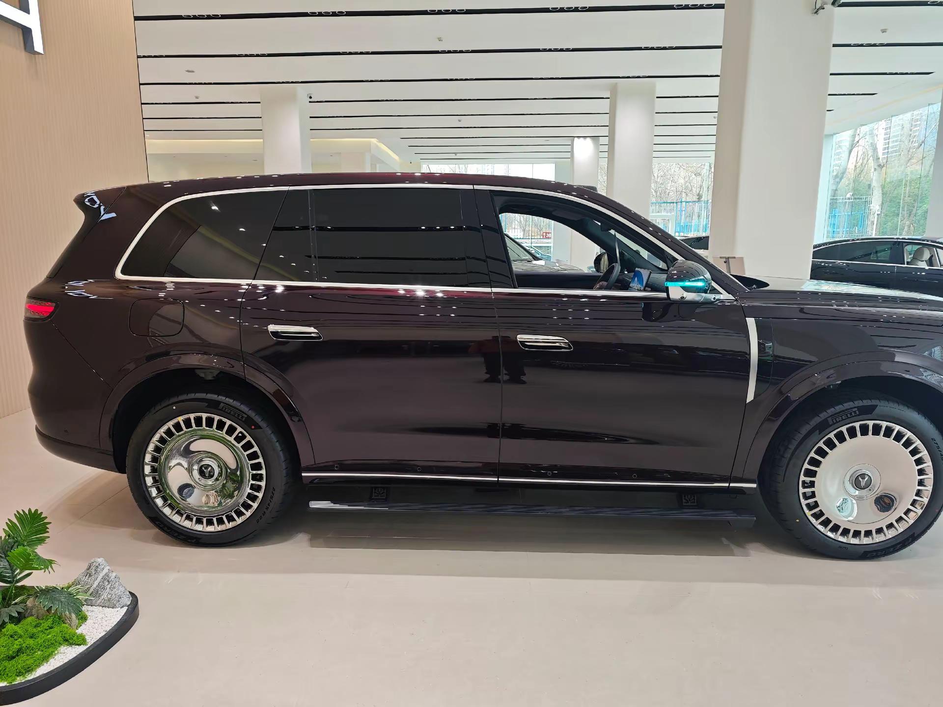 纯路人看岚图泰山黑武士L3版