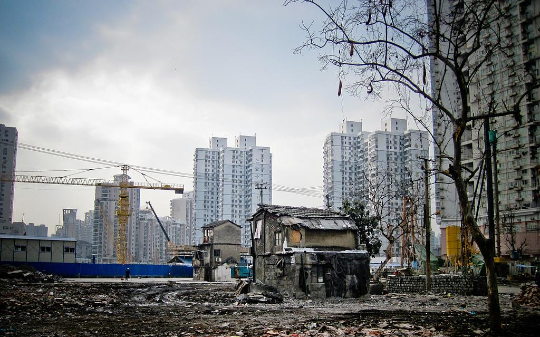 上海最牛钉子户，小小祖宅竟要换1个亿+6套房！谈判破裂14年后的今天，他彻底悔哭了