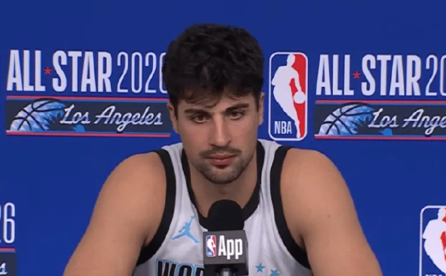 今日NBA全明星正赛循环赛收官，世界队以45-48的微弱分差憾负美国条纹队，终被