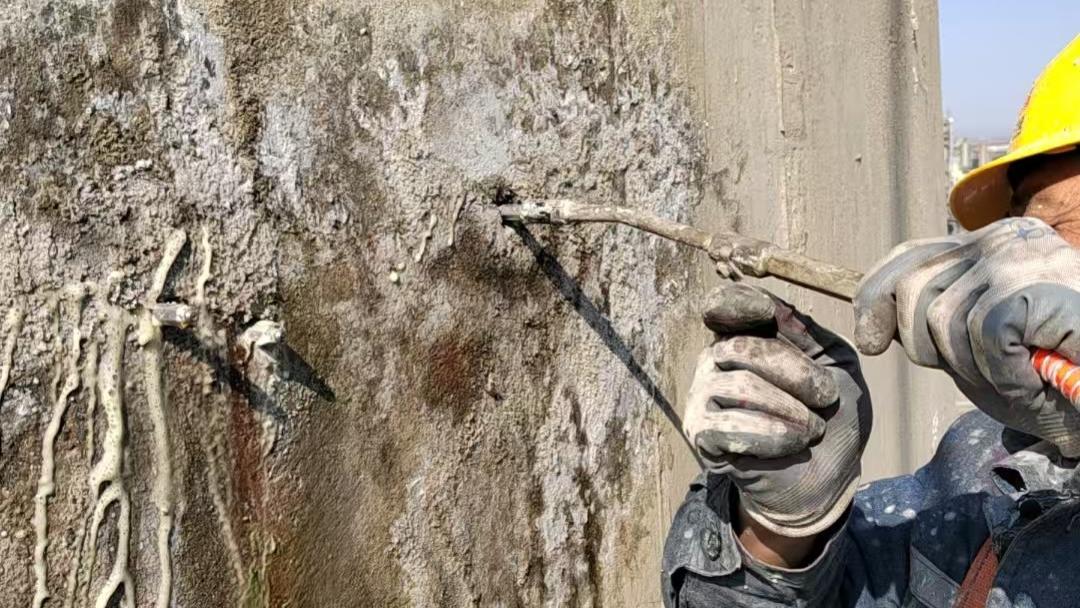 砼烟囱顶口维修圆满竣工 严控高空施工标准