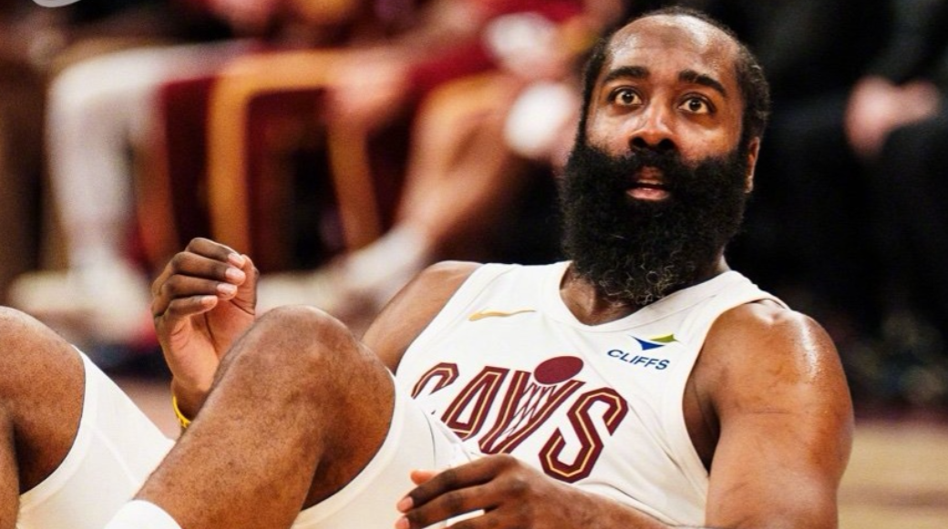 骑士122-116战胜老鹰，一战打出三个不争事实！
1.骑士关键时刻最靠谱的还是