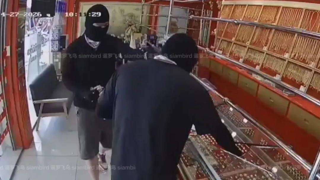 中国游客跑到泰国抢金店？作案后还敢回曼谷还车，结局太讽刺