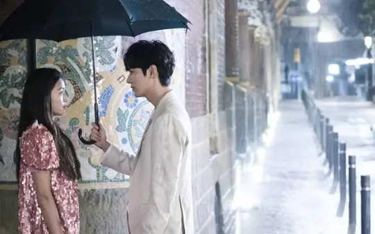 和双标老公离婚后，他悔疯了