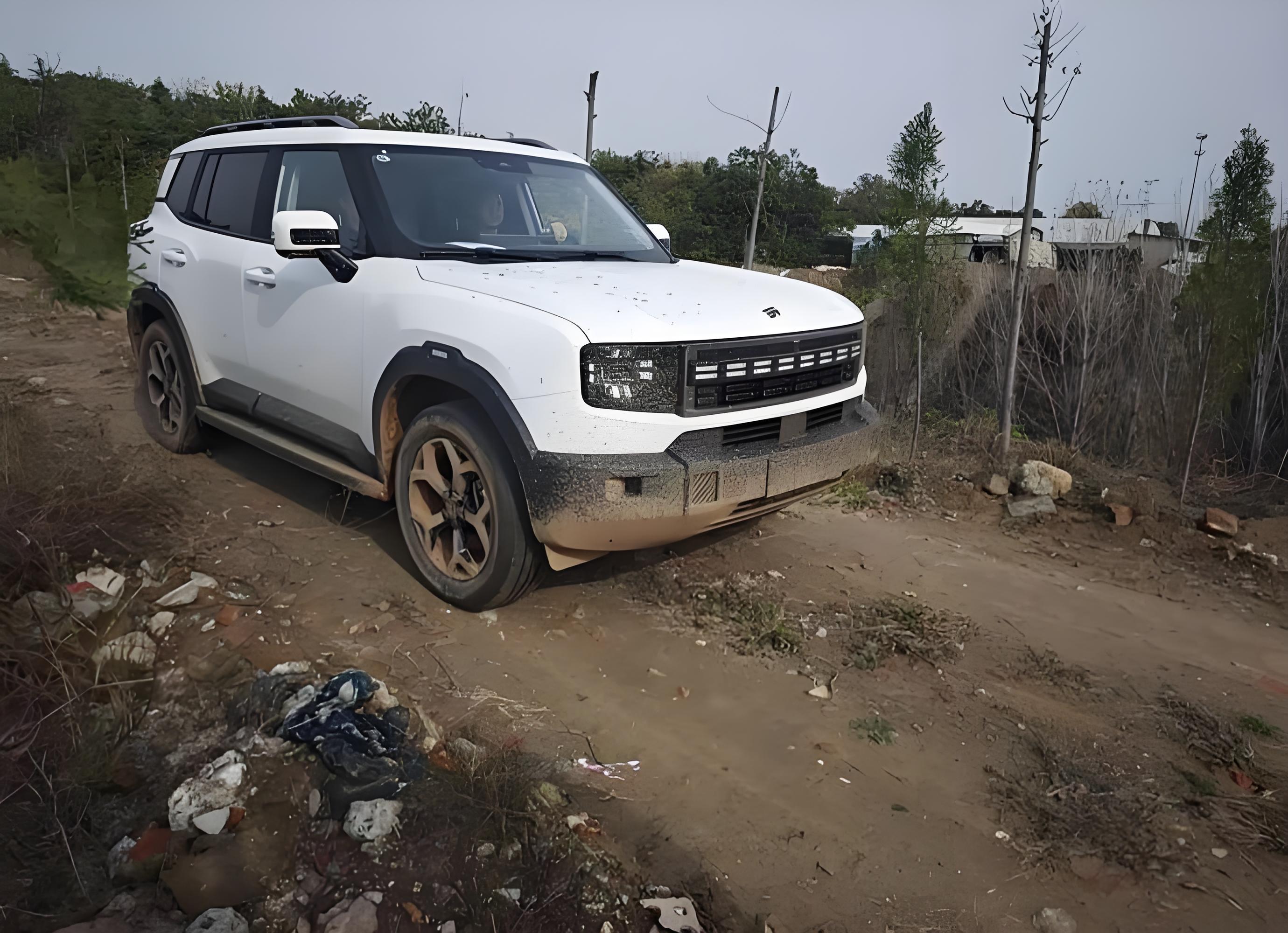 从普通消费者角度看，捷途山海T1是一台优点突出、缺点也很实在的家用混动SUV，适