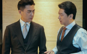 我劝朋友买油车，他却嘲讽油车是工业垃圾，后来他开电车返乡时，高速上哭着求我救命