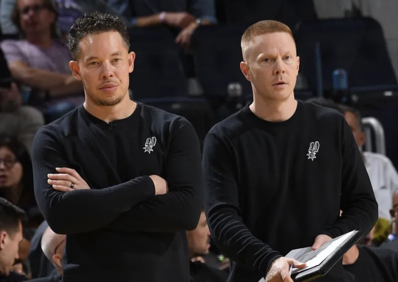 不出所料，各支球队都在盯上马刺助理教练肖恩·斯威尼

据TheSteinLine