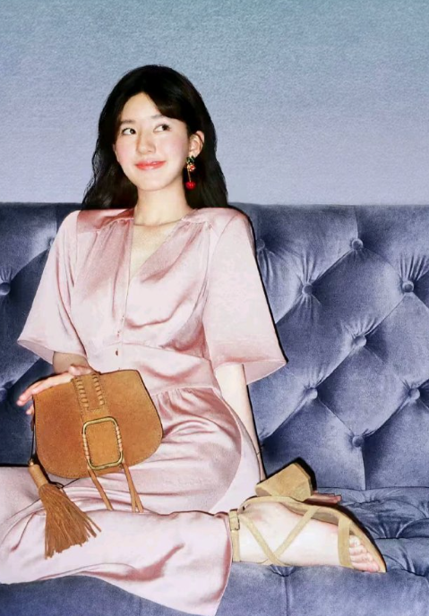 你是永不落的星，点亮漫长的途