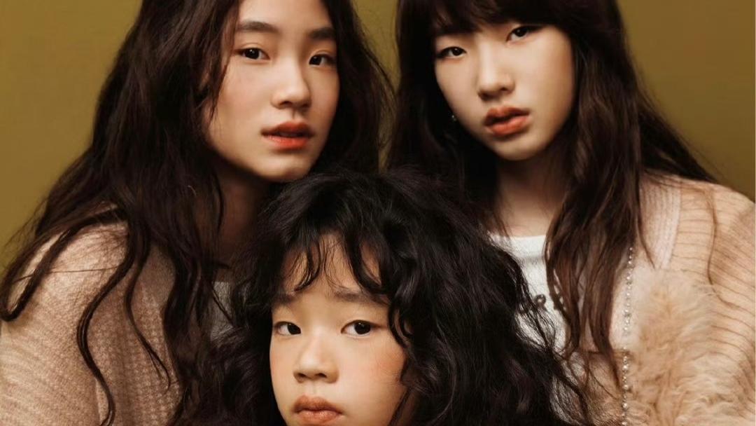 14岁许老三一句“已经是了”封神！迷你版小S上线，霸气护姐怼遍全网酸民