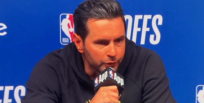 NBA季后赛G4，火箭对阵湖人。
JJ-雷迪克接受了记者采访，谈到了勒布朗-詹姆