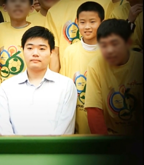 
斯诺克世锦赛16进8，赵心童最终13-9战胜丁俊晖，晋级八强将对阵肖恩·墨菲