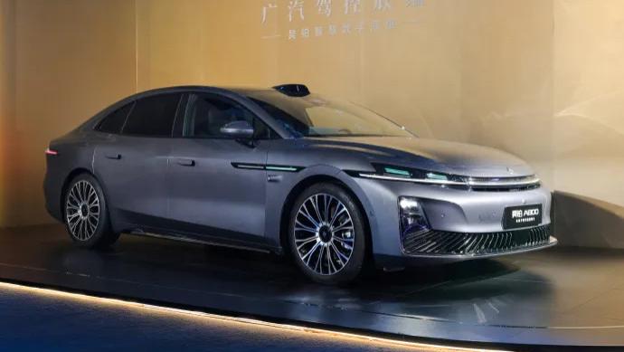 广汽昊铂A800上市，售价18.98-29.98万元，搭载ADS4.1