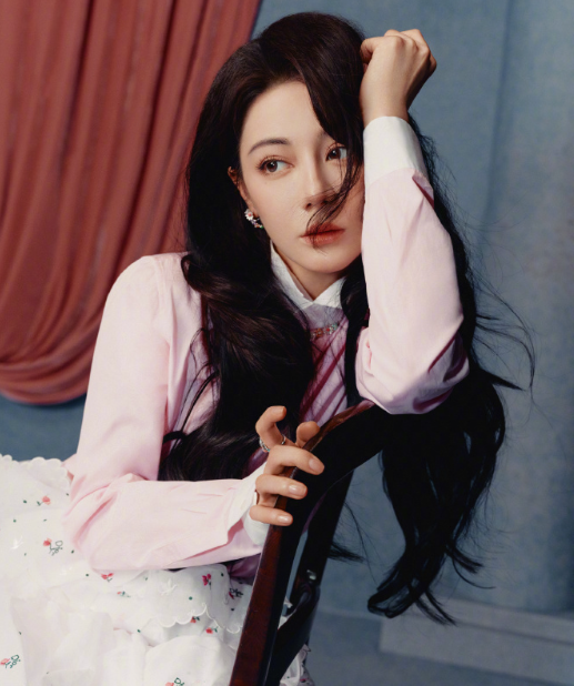 从年少的心动持续到现在，再到未来的某个瞬间，我都只爱你