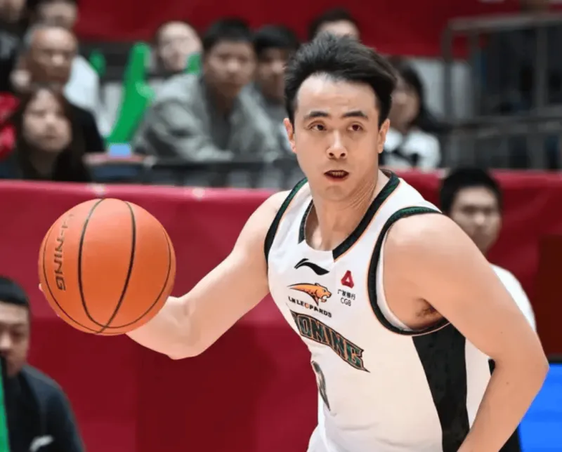 CBA常规赛，浙江81-76战胜辽宁。

辽宁球员赵继伟出战31分钟，投篮11中