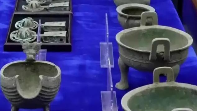 商代贵族大墓被盗！三件稀世青铜器被古玩老板以2000万倒卖，国宝至今下落不明！