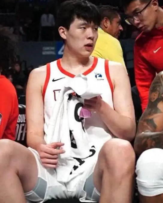 今天混音能赢，主教练绝对是头功，这换人太果断了

一点都不死板，一出现体力问题就