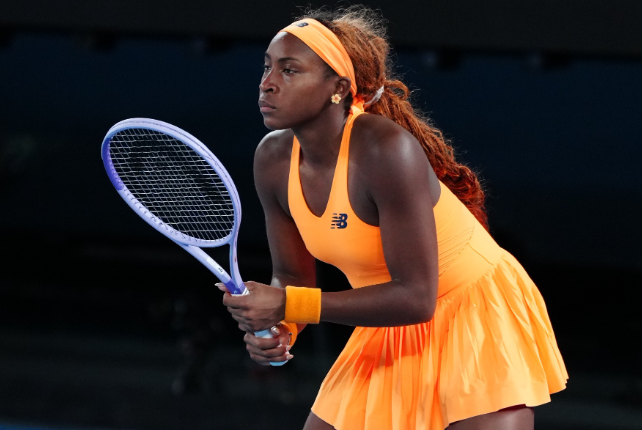 澳网2026女单1/4决赛，高芙1-6/2-6不敌斯维托丽娜，连续两年止步澳网女