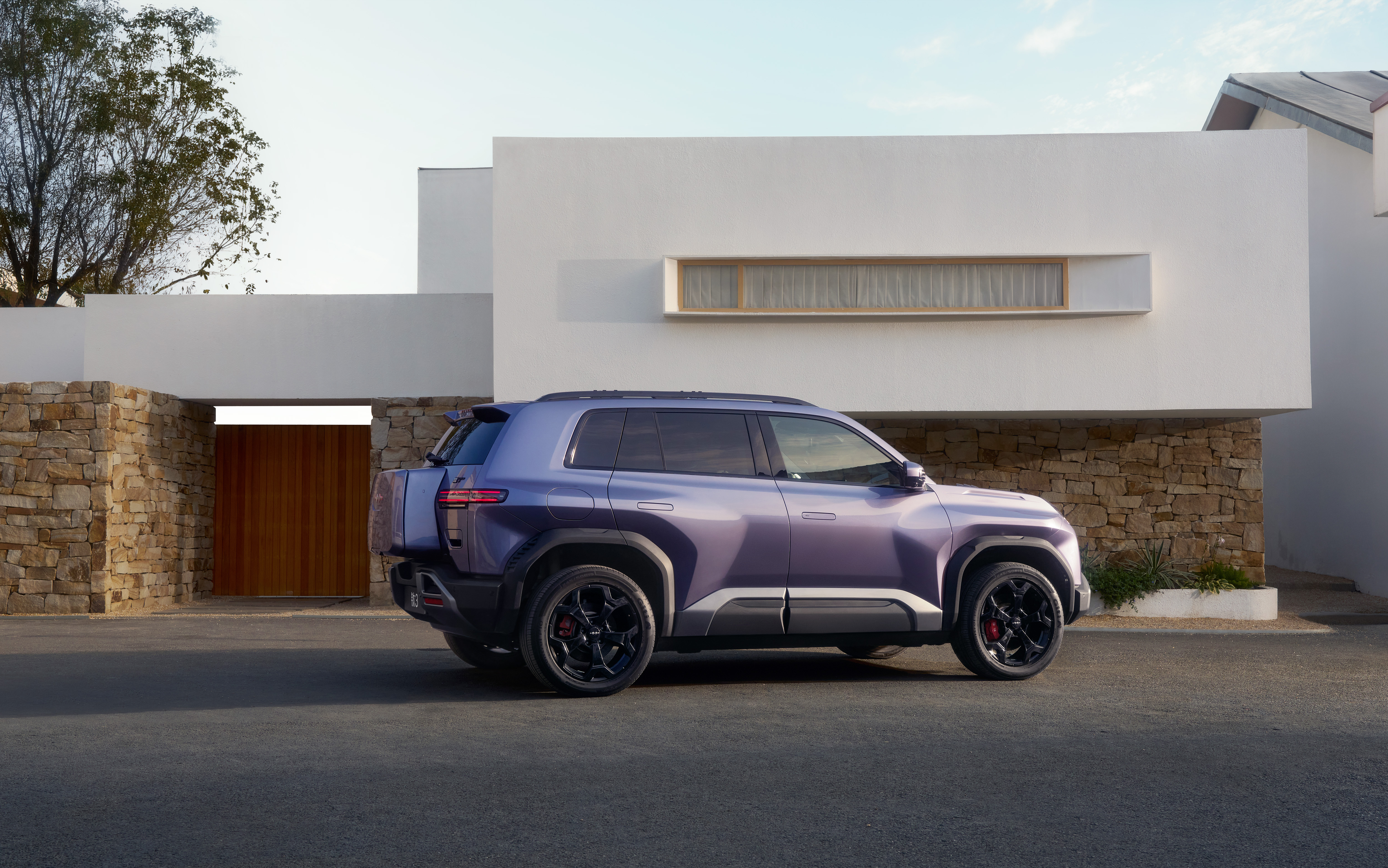 方程豹钛3闪充版上市了，这是比亚迪闪充首批量产并率先交付的车型，15.38万起，