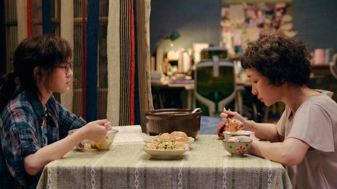 谁能想到清明档电影里，尺度爆表的电影竟然是文淇和秦海璐主演的《我，许可》？