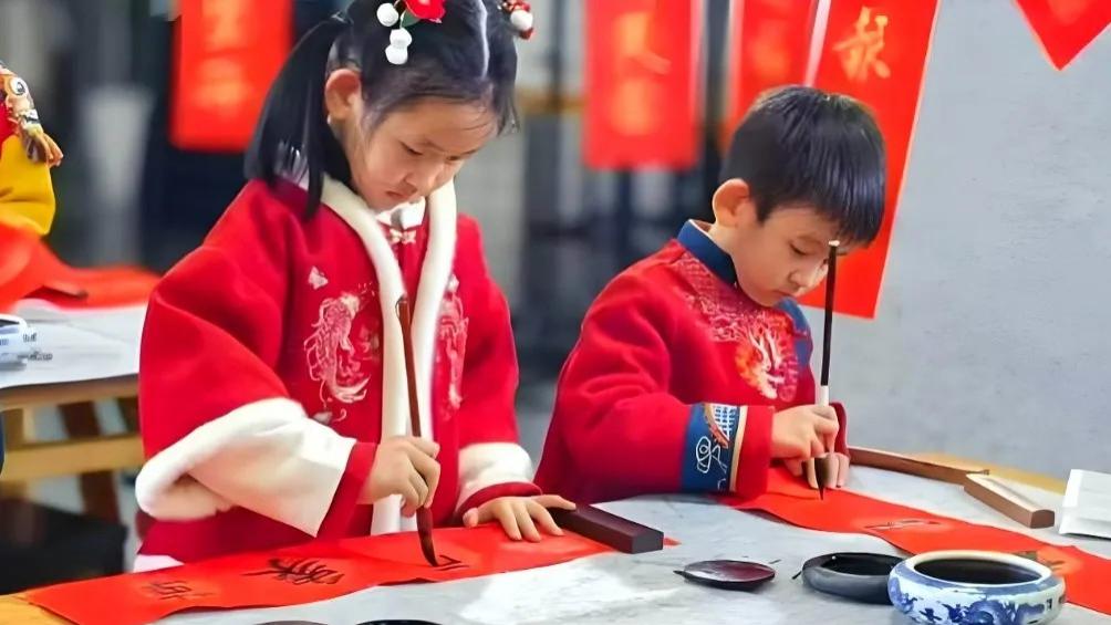 翰墨润童心，文化永流传——浅论儿童书法教育在传承传统文化中的重要性