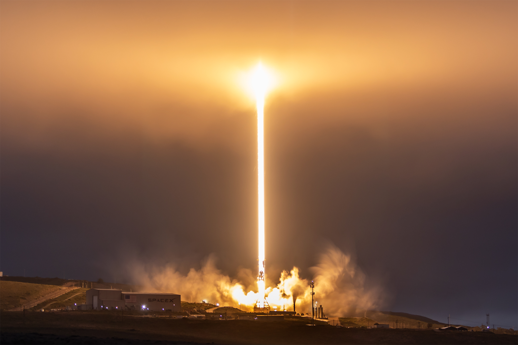 6月25日，SpaceX又发射了24颗星链卫星。