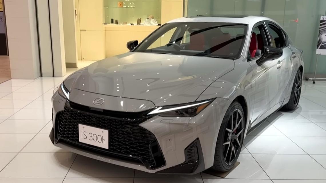 “咬地鲨”再度改款！新款雷克萨斯IS，换装新前脸，V8动力被取消