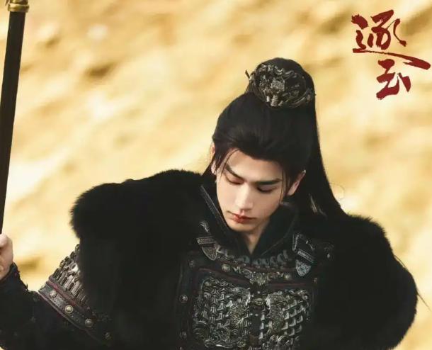 就是因为张凌赫一下太红了，抢了那种羡慕嫉妒恨的人的蛋糕。
 
自己又做不了粉底液