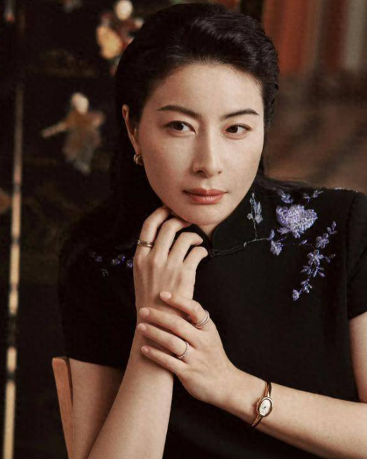 郭晶晶有一段话，通透得让人醍醐灌顶：我选择不去在意那些不完美的水花，而是专注在自