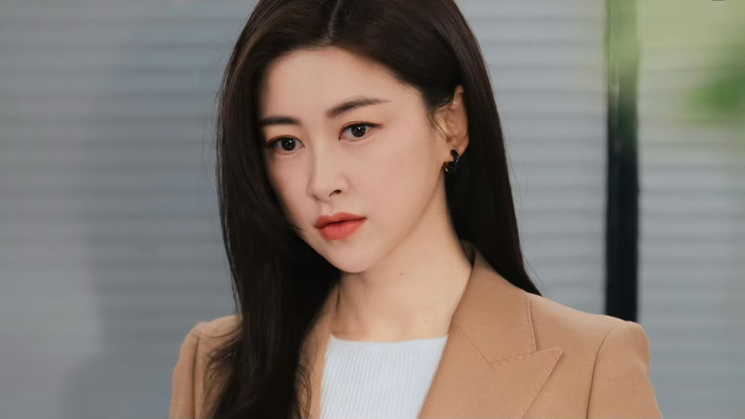 电视剧《蜜语纪》开播，两大看点引关注
由朱珠、钟汉良主演的都市情感剧《蜜语纪》今