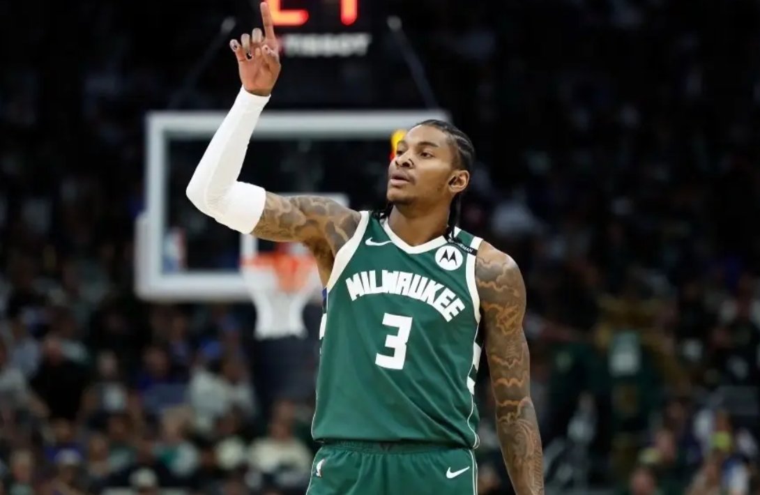 尽快交易不能这么再打下去了
交易库兹马，格林下首发，增加风险高度，必须换来领防人