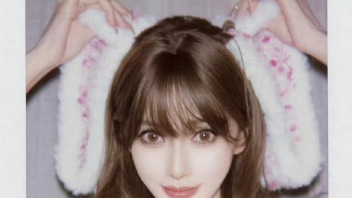 AB兔耳朵撕拉片封神！软萌兔耳+复古颗粒，网友狂呼：好伟大的一张脸