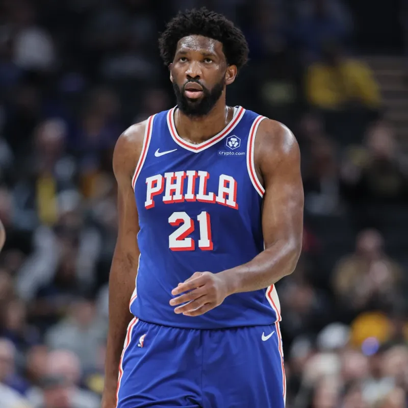 他目前还有几成功力？申京+伊森换出不出

我觉得两边都可以赌一把，没准双赢

人