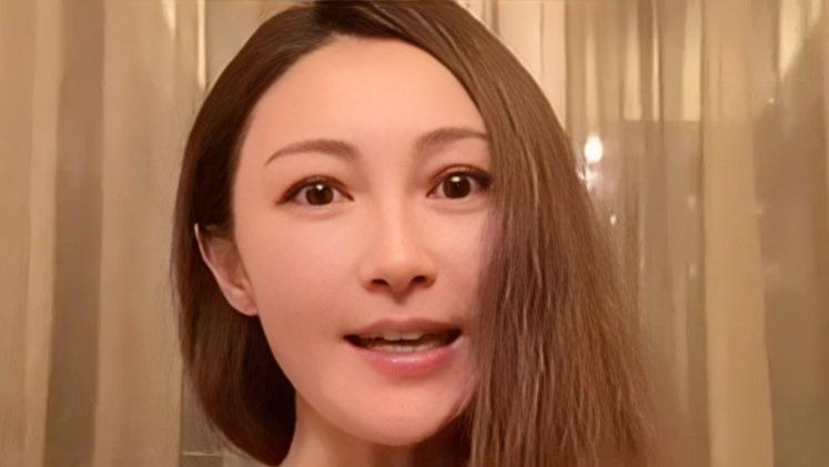 离婚6年后，马伊琍做梦也想不到，44岁姚笛竟和文章走了同样的路