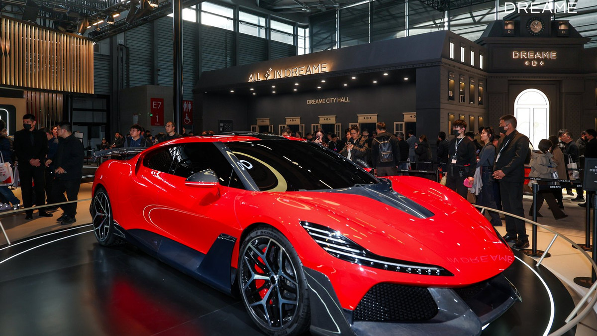 追觅“人车家天地芯”生态亮相AWE2026，以科技推动人类社会与文明进步