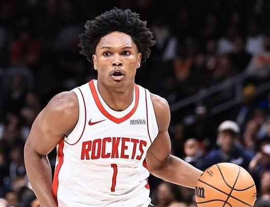 我还是那句话 阿门合同超过小贾就是垃圾合同

我的观点就是阿门作为蓝领球员没毛病