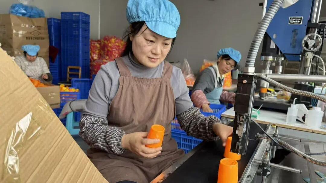 巾帼工坊织密“共富网”  来料加工激活“她动能”