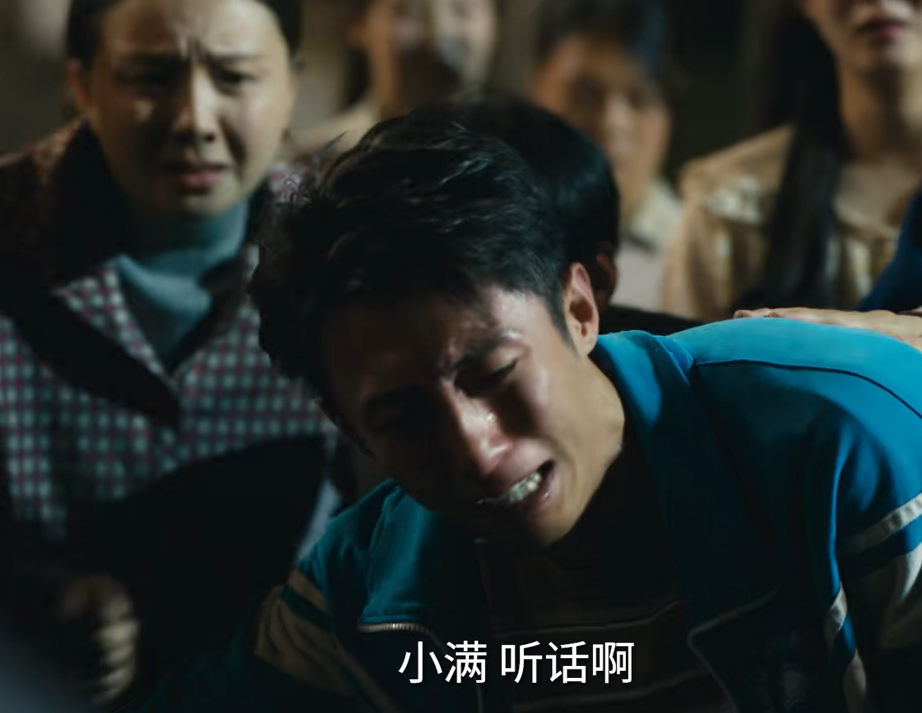 黄景瑜主演的电视剧《岁月有情时》，看哭了贾乃亮——对于演员而言，能把熟悉自己的演