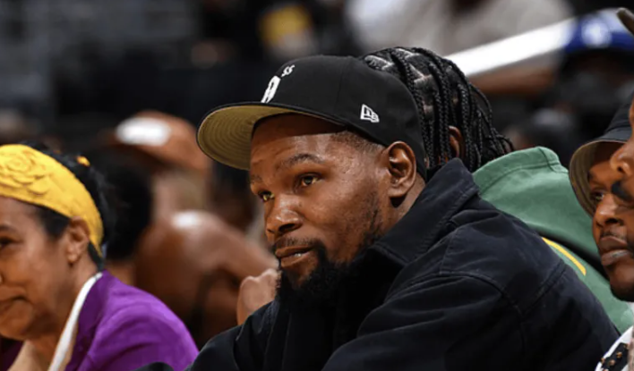 火箭球员凯文-杜兰特在Basketball Forever关于太阳超过火箭的帖子