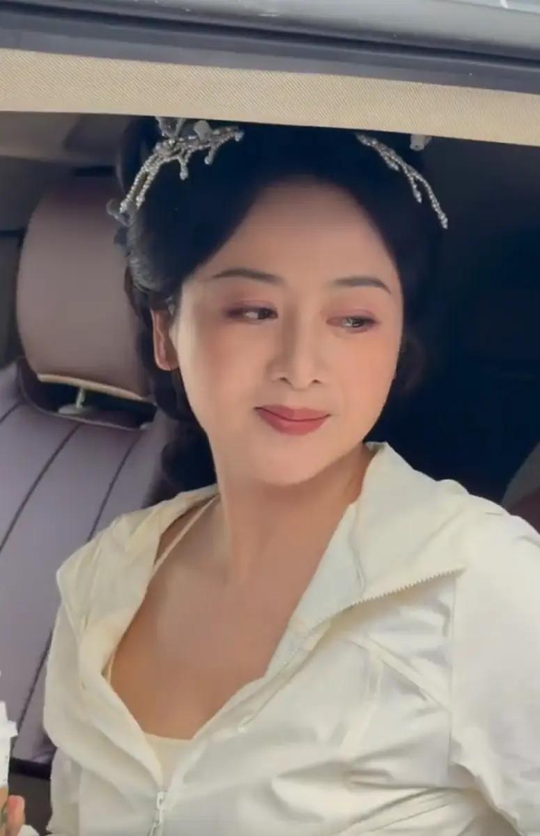 小李琳时隔13年复出拍戏 曾因《上错花轿嫁对郎》爆火