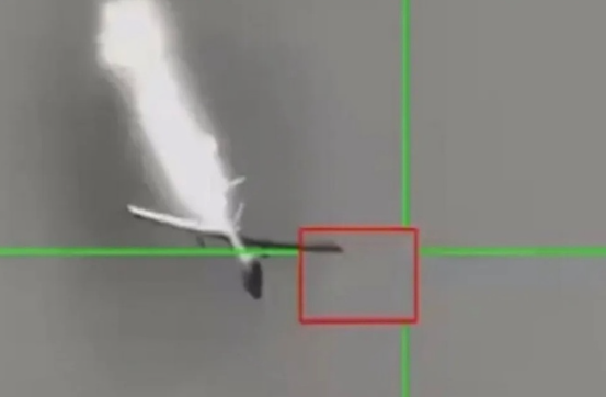 美国对伊朗战争确实暴露出MQ-9“死神”无人机在实战中的性能短板

①生存能力不