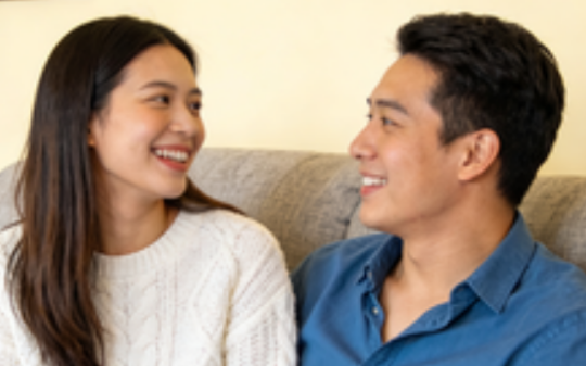 我给哥还完18万高利贷，他转头又染赌博恶习，嫂离子散后妈跪求我再帮一次，我冷笑：先还我之前的钱！