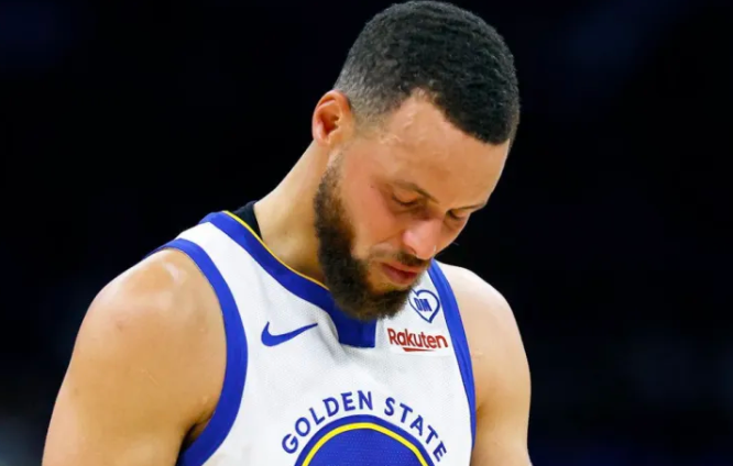 据NBA记者Spears表示，金州勇士队球迷目前最需要做的就是保持耐心，等待球队