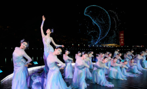 世上的欢喜总是如此，有人得偿夙愿