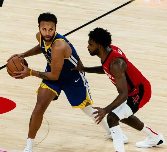 火箭队去年夏天做的最正确的决定，可能不是用7个筹码换来凯文·杜兰特，也不是签下了