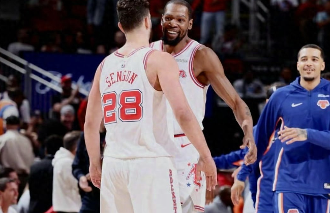 到现在都没人夸一下申京么，今天对战尼克斯的比赛只出手了4次，命中3球，只丢了1个