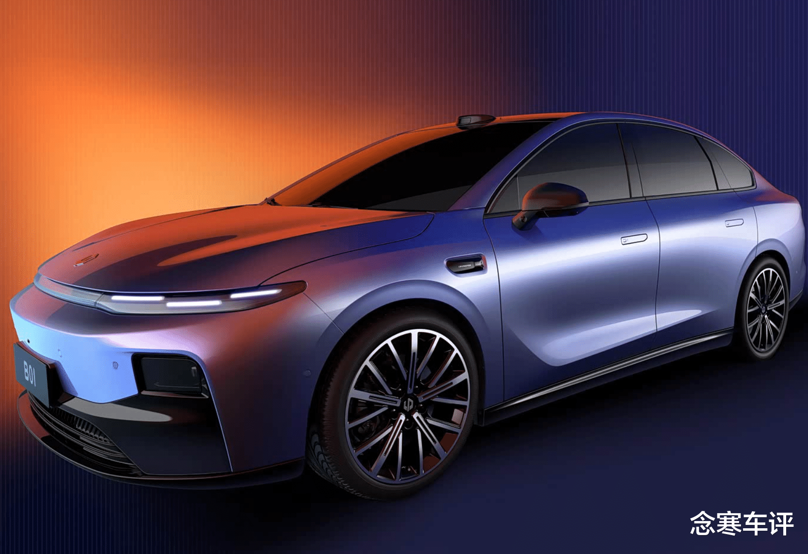 别再说国产不行！这台车配独立悬挂，高速稳如牛，仅8万出头