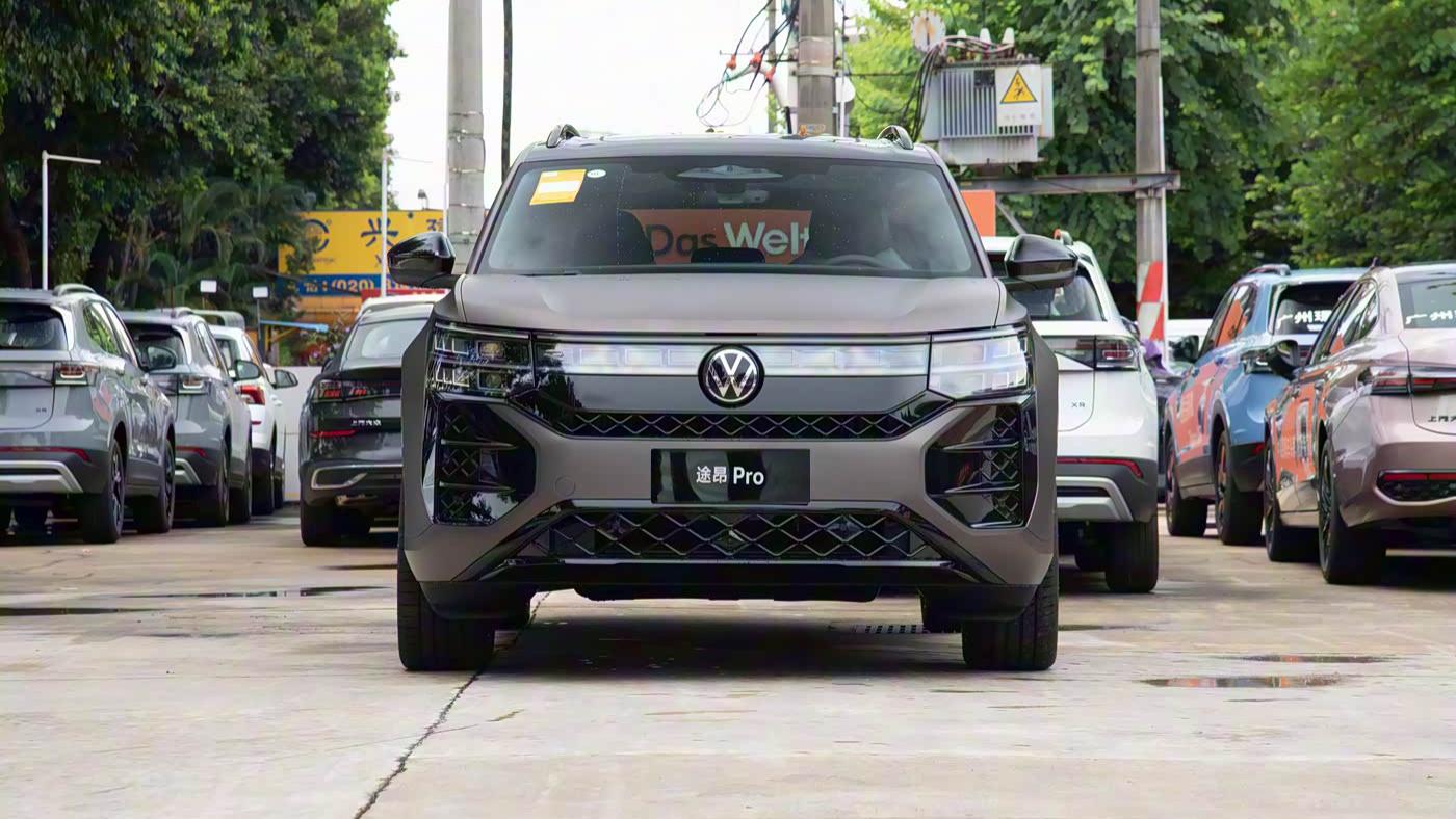 抚顺超大SUV行业标杆 途昂Pro和帕拉索对比测评