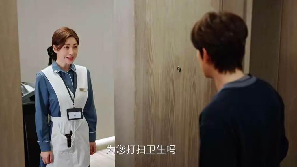 《蜜语纪》：霸道总裁爱上离婚干保洁的我