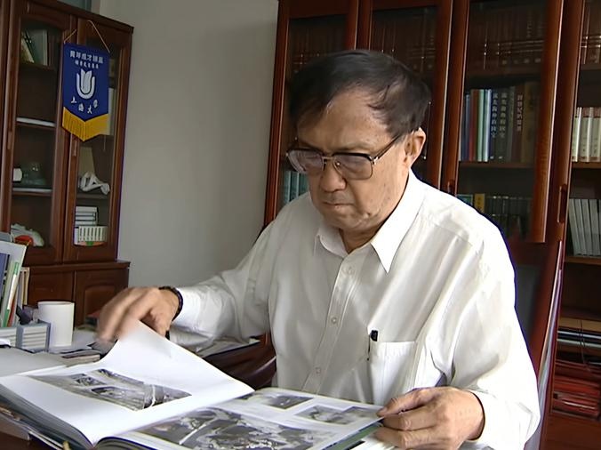 名导谢晋父母早亡，4个子女3个智力低下