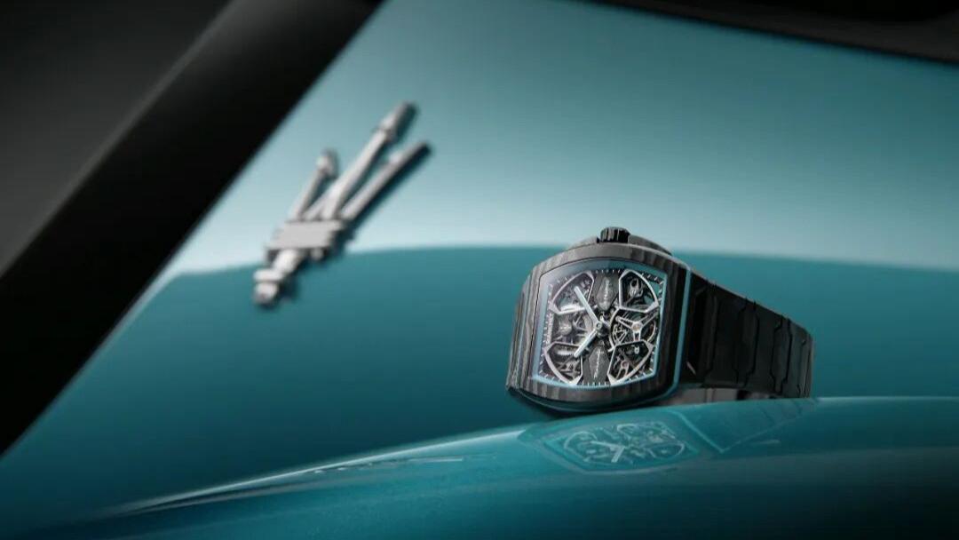 玛莎拉蒂的车子卖不动了，但是他想卖给你比车还贵的手表